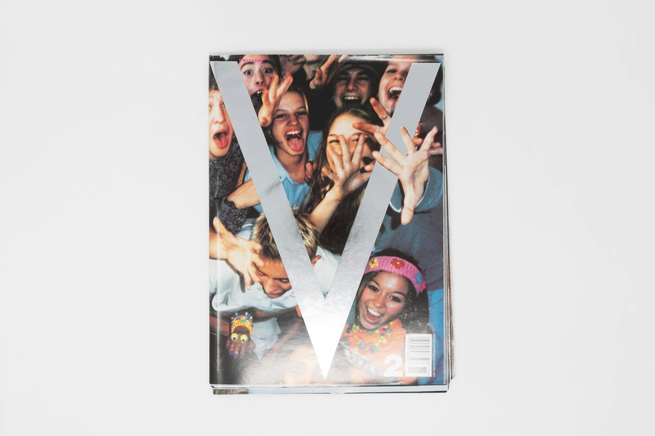 V Magazine Issue 2, "Generation V!"